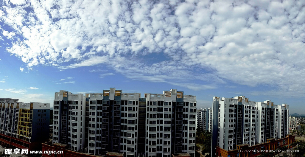 恢弘大气的建筑全景图