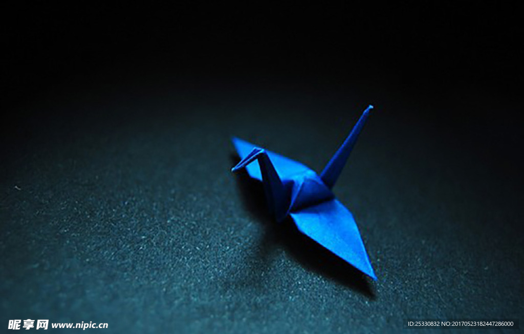 蓝纸鹤