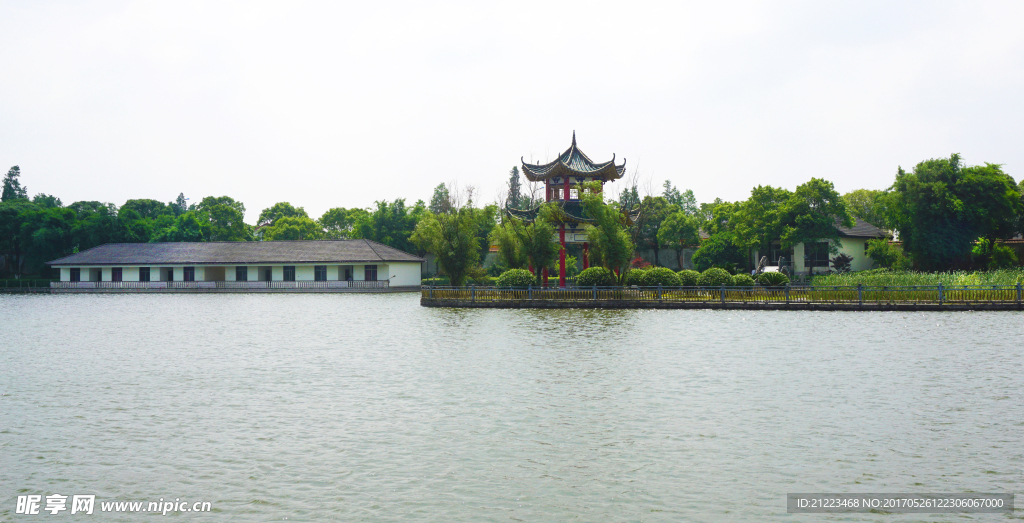 湖景
