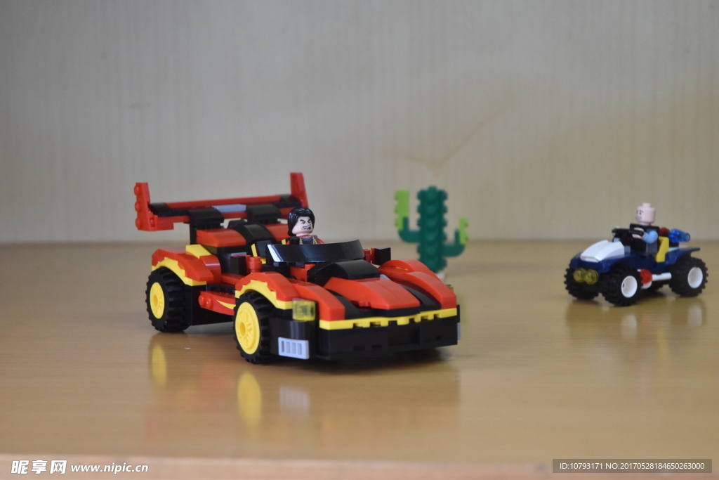 儿童玩具汽车模型