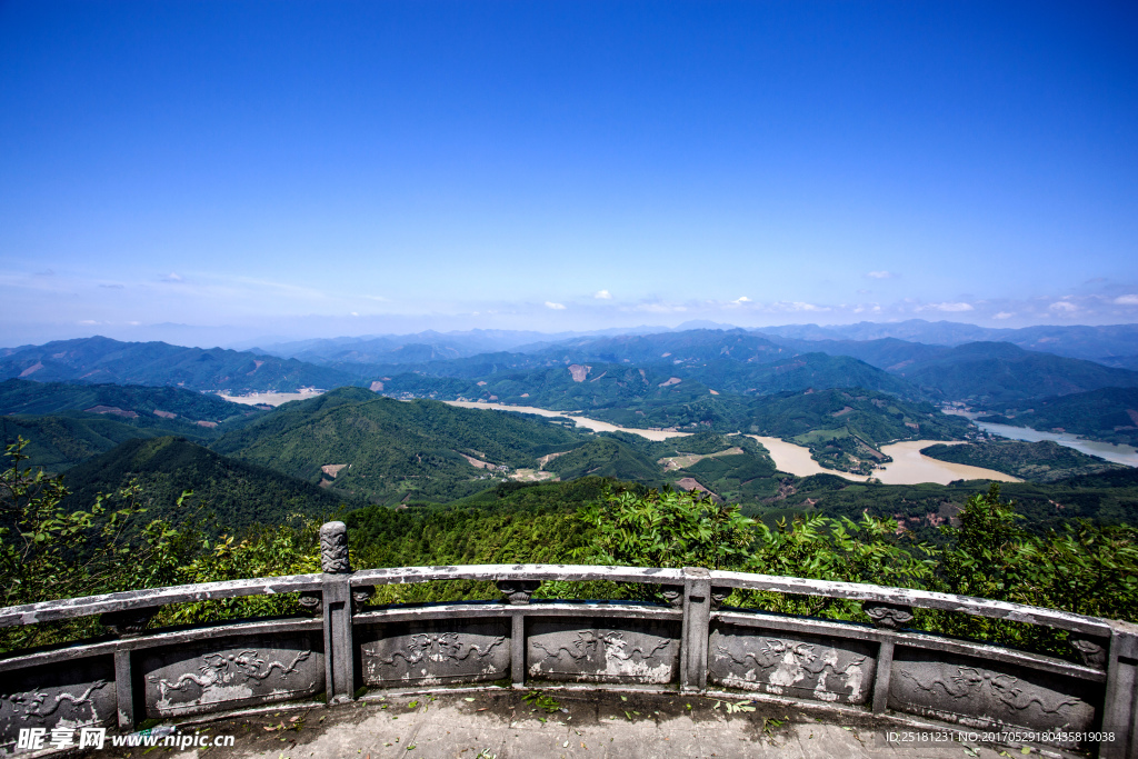 山水