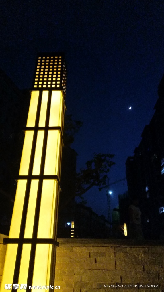 小区夜景