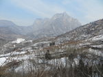 雪中的玉寨山