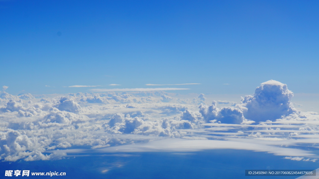 巴厘岛的云朵