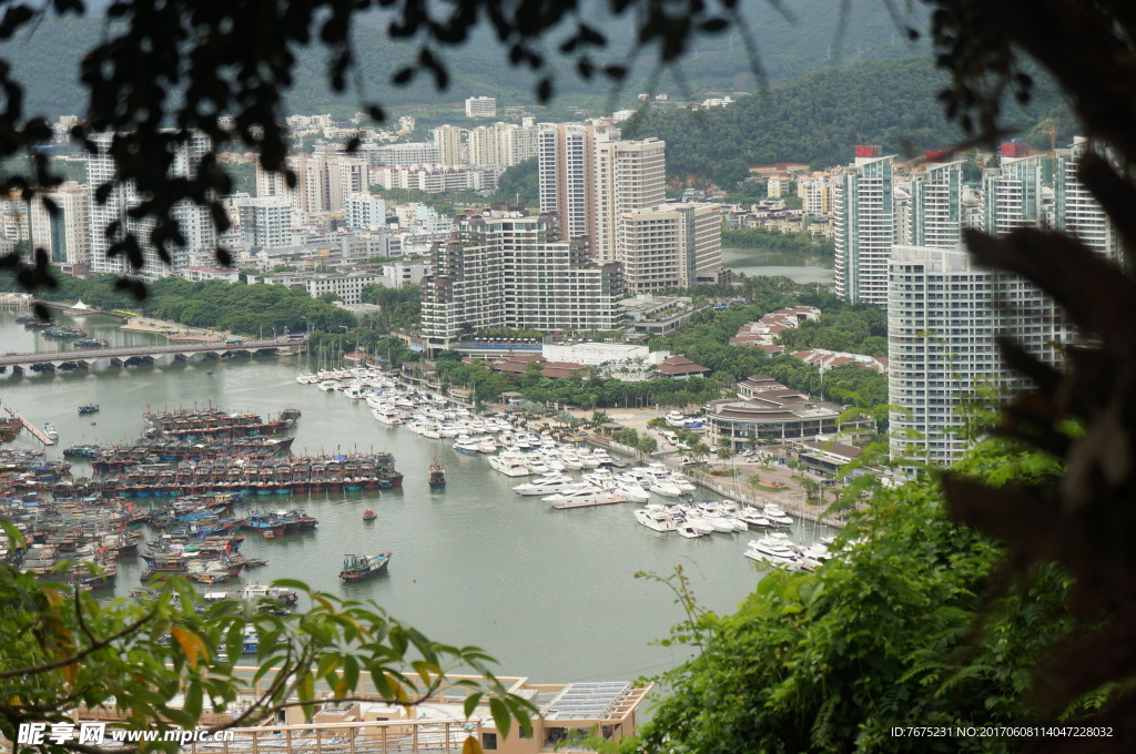 三亚鹿回头景区实拍图