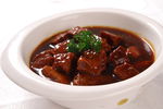 迷你棕小牛辗