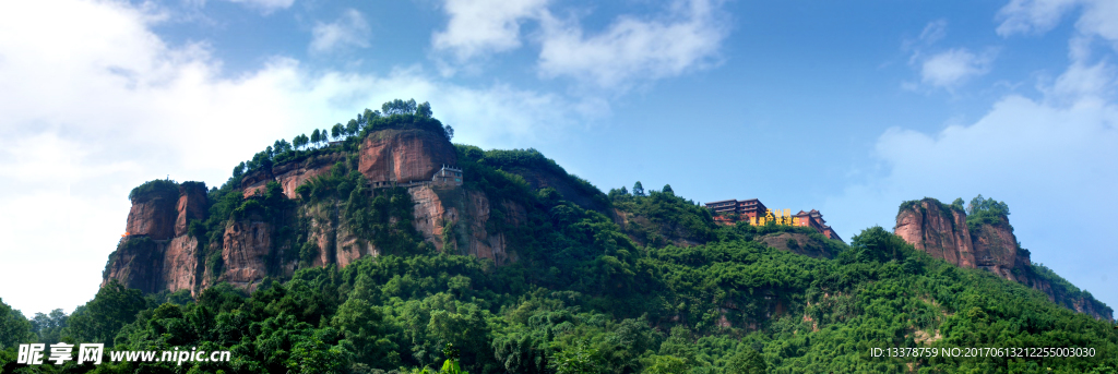 鼓儿石全景