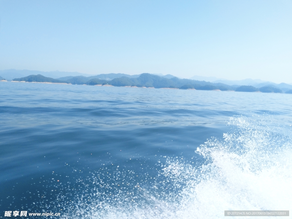 湖泊 岛屿