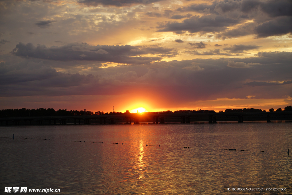 沈阳丁香湖 黄昏 夕阳