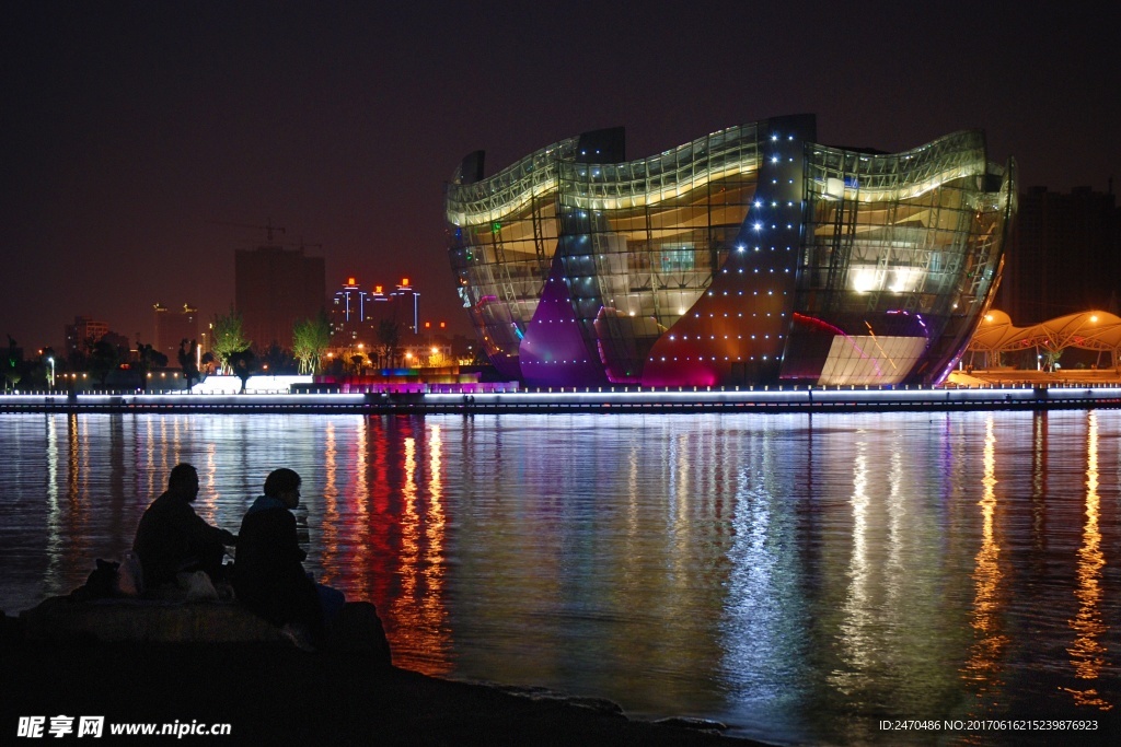 徐州音乐厅夜景
