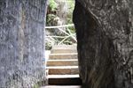 石洞