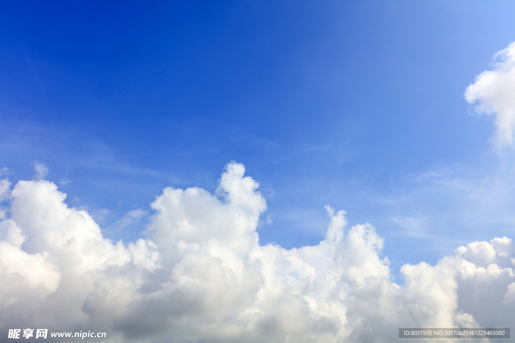 蓝天白云