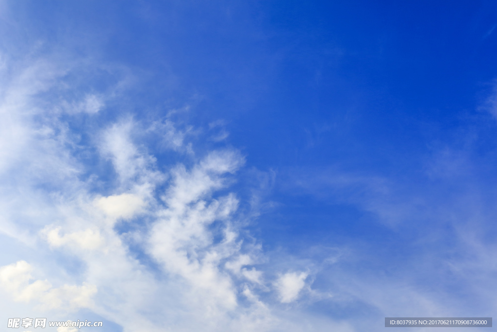 蓝天白云