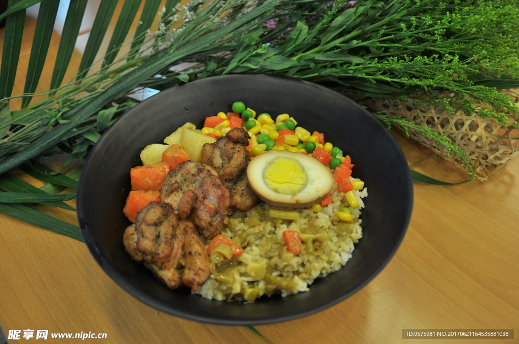 奥尔良咖喱鸡排饭