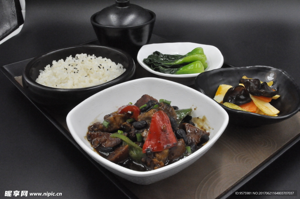 豆豉排骨饭