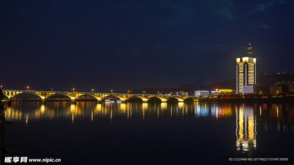 橘子洲大桥夜景