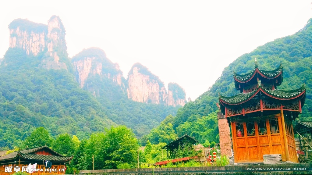 凤凰古城