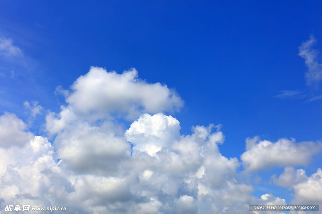 蓝天白云