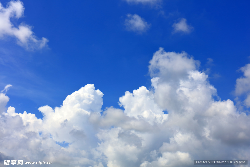 蓝天白云
