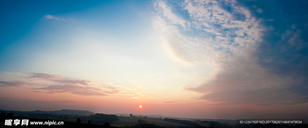 超清夕阳天空