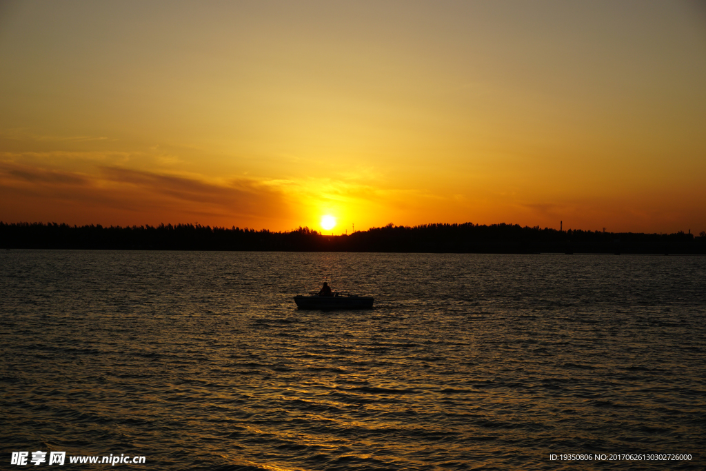 沈阳丁香湖 黄昏 夕阳