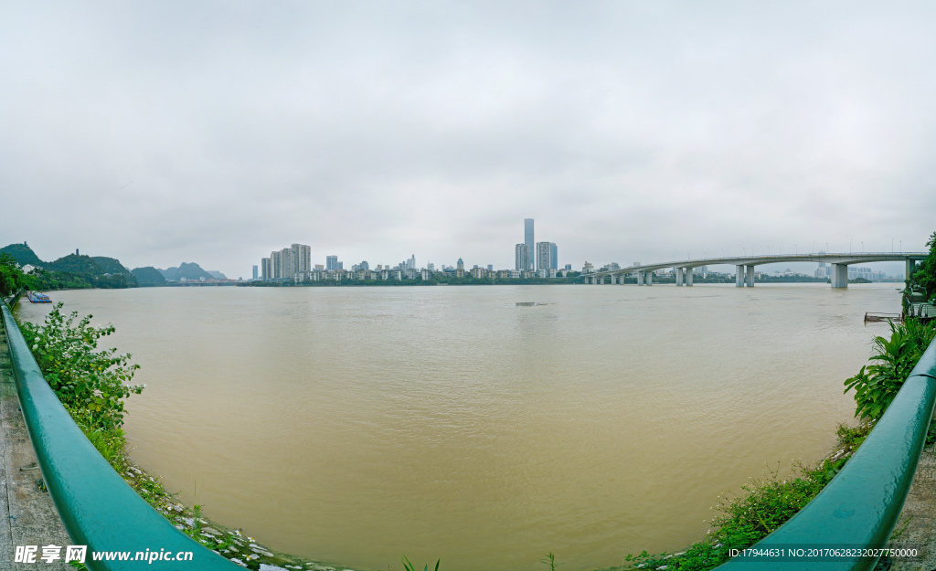 柳江河地王全景