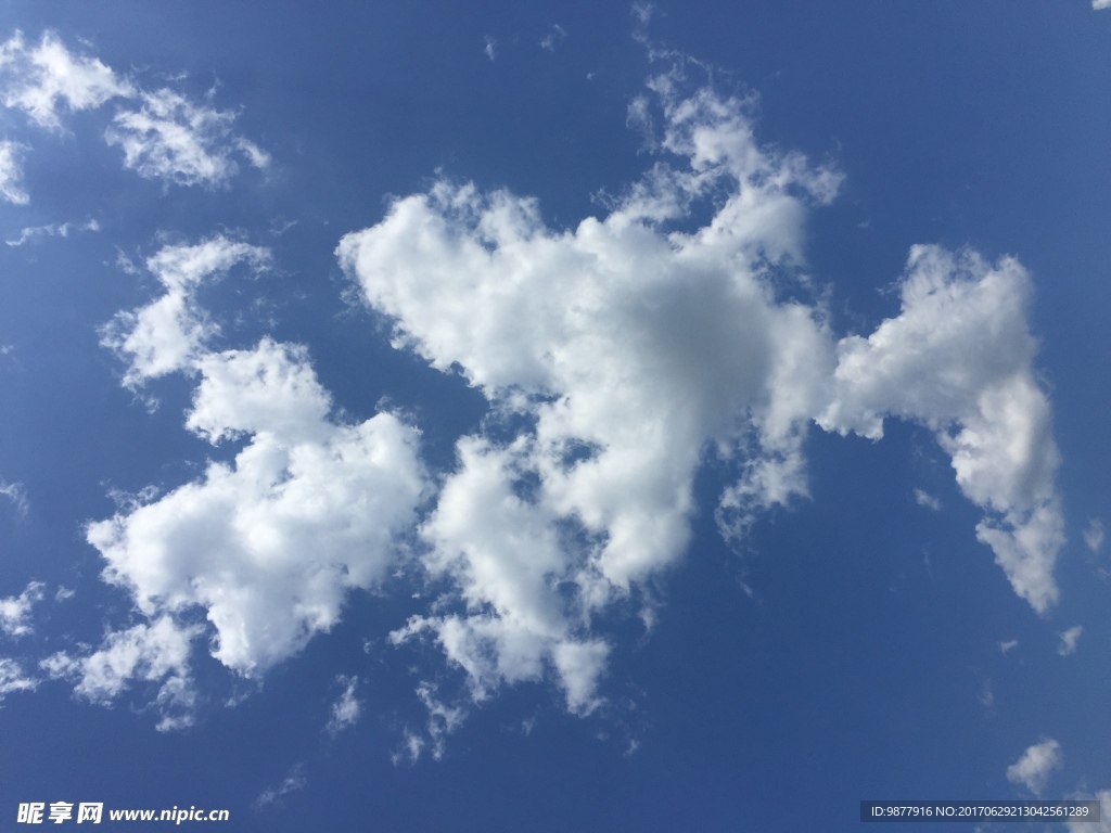 天空 云