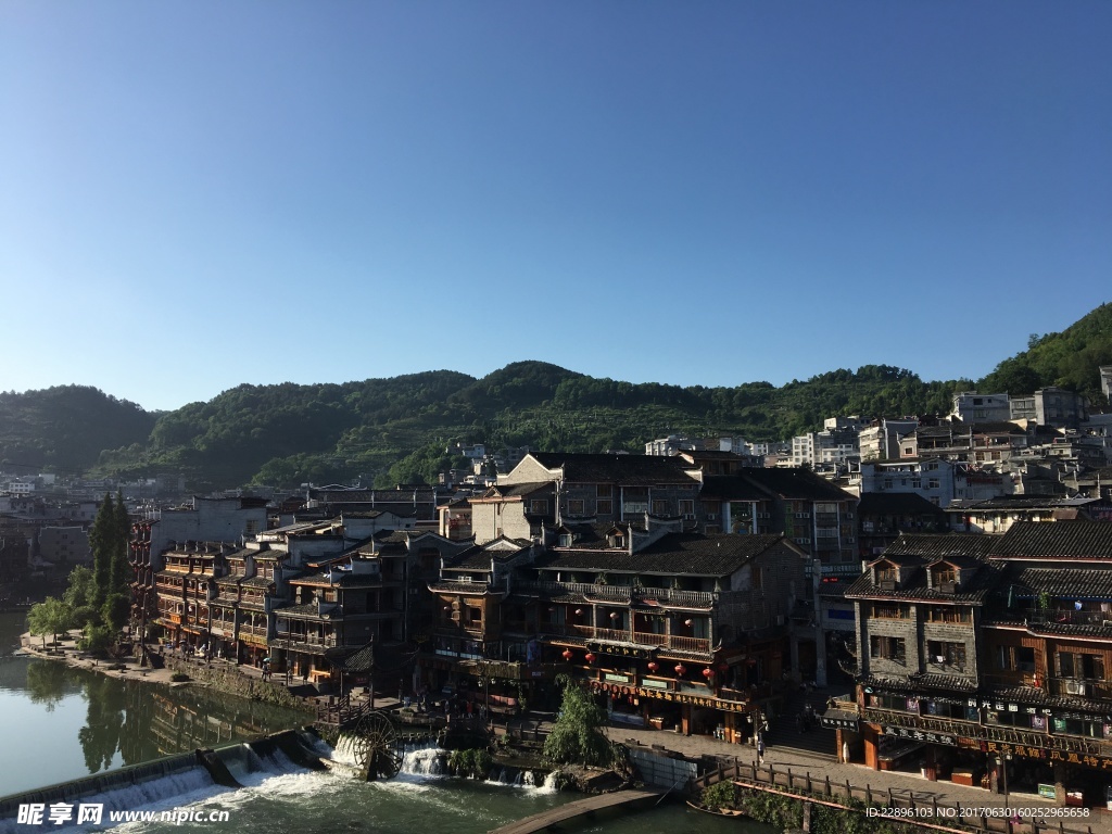 凤凰古城