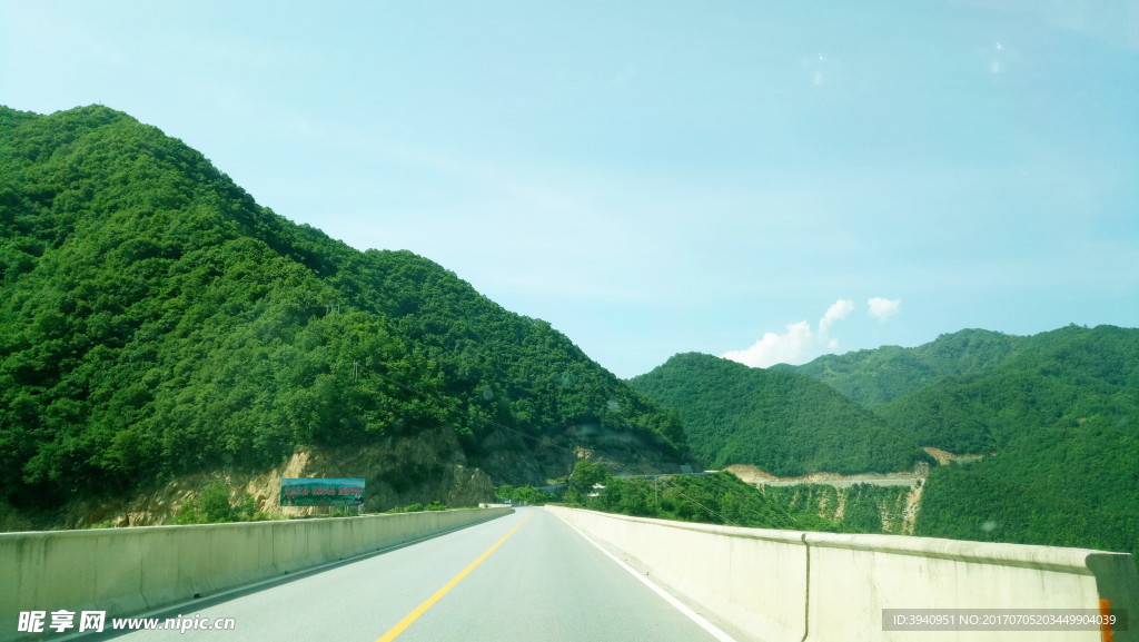 笔直大道