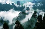 雾里的山峰