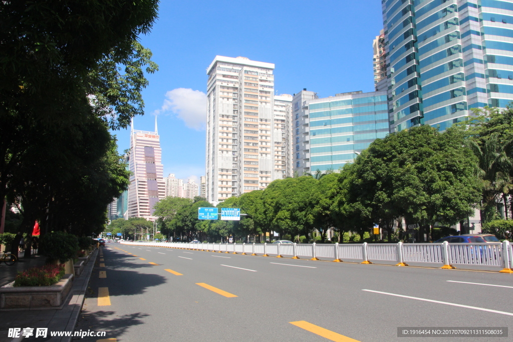 深圳建筑深南大道