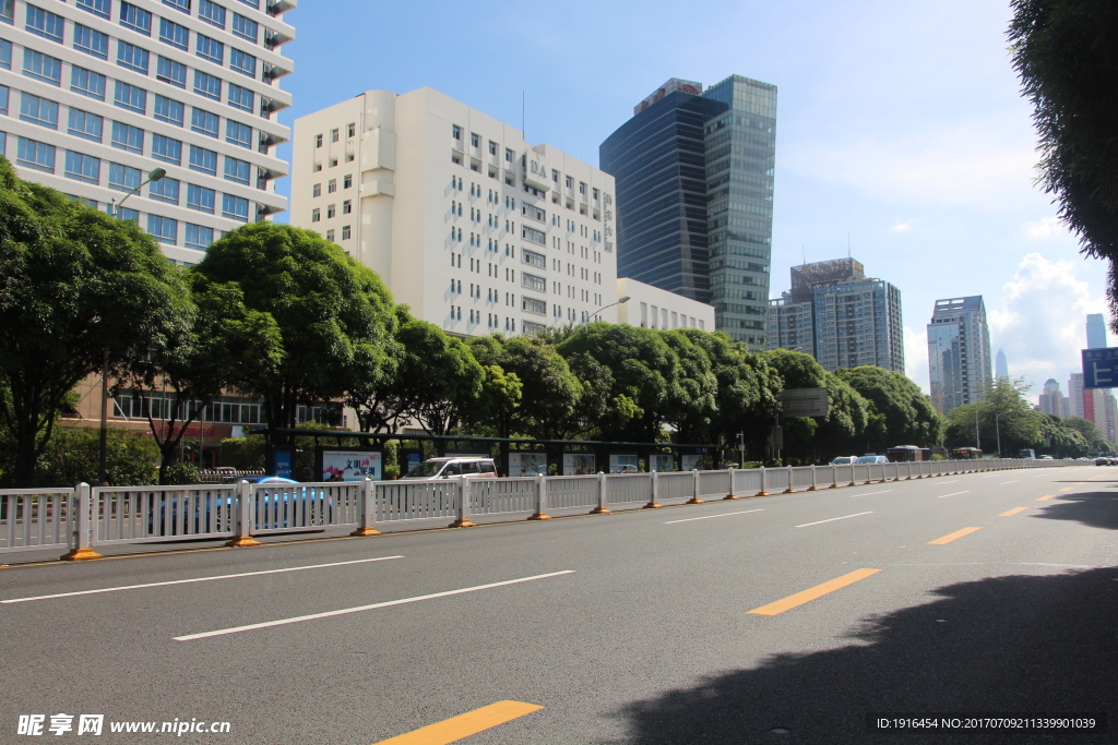 深圳建筑深南大道