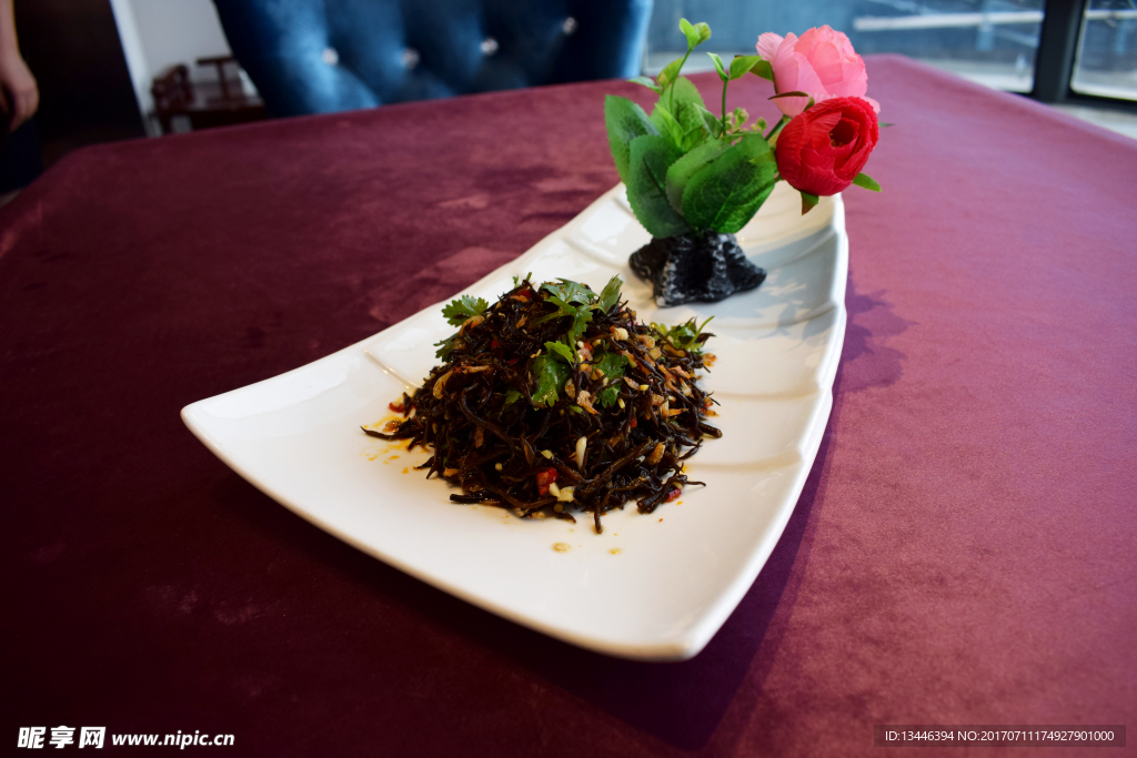 虾皮拌海发菜