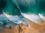 海边冲浪俯瞰图