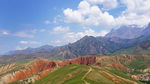 远眺群山