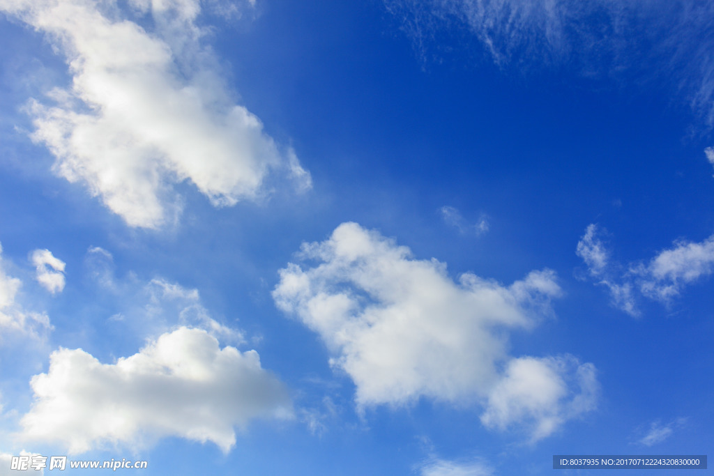 蓝天白云