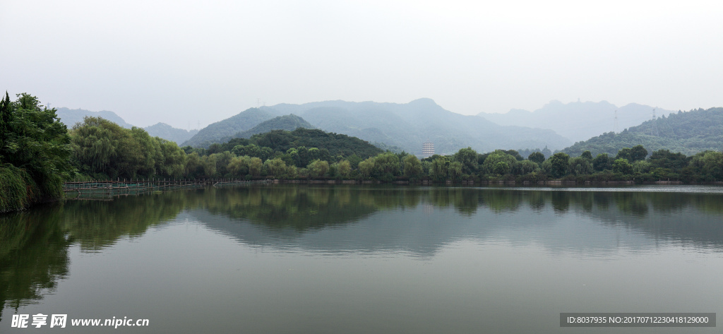 湖景