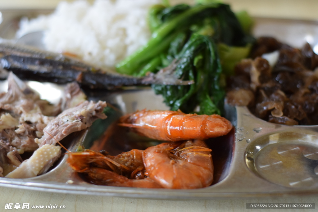 阳职饭堂