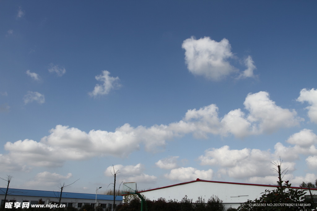 天空