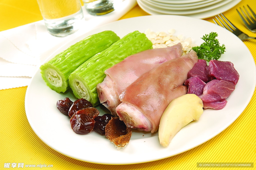 凉瓜黄豆排骨猪手汤原料图片