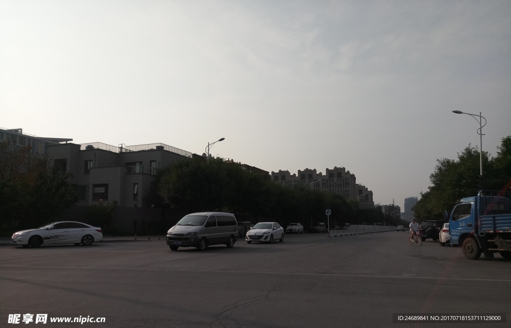 道路