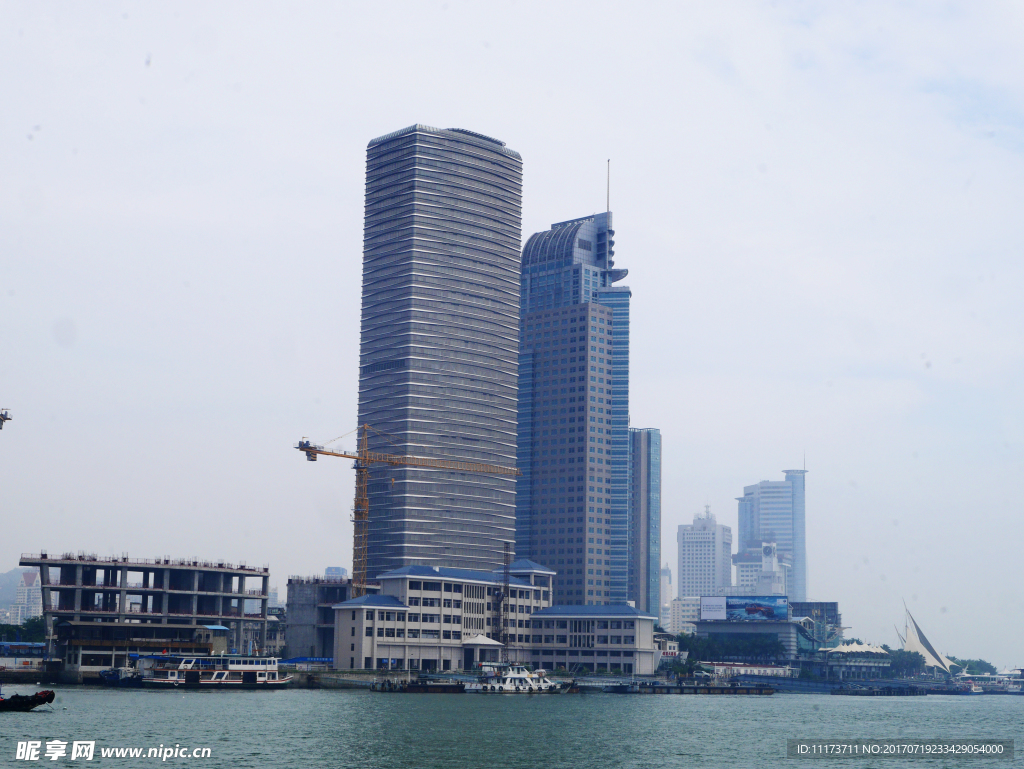 厦门海边大楼图片