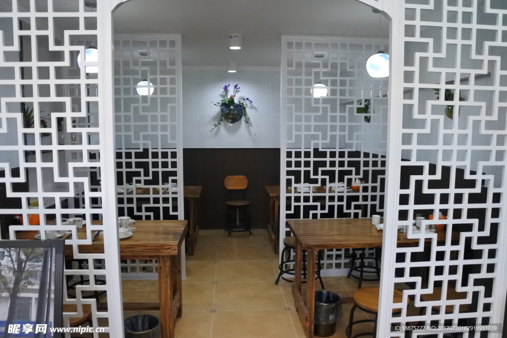 饭店雅座
