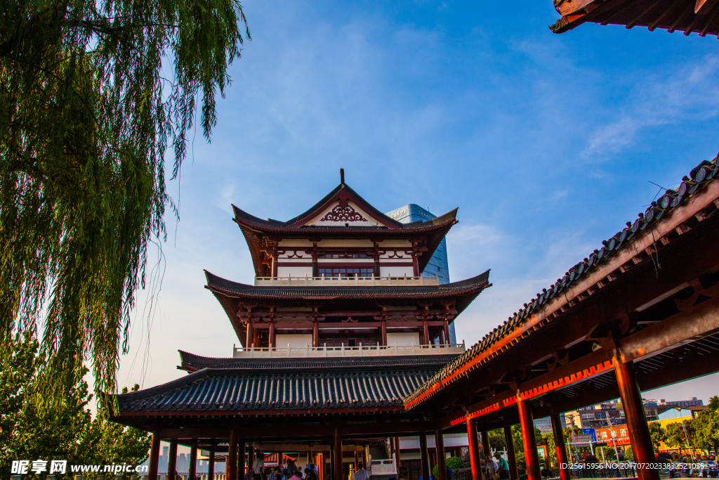 杜甫江阁