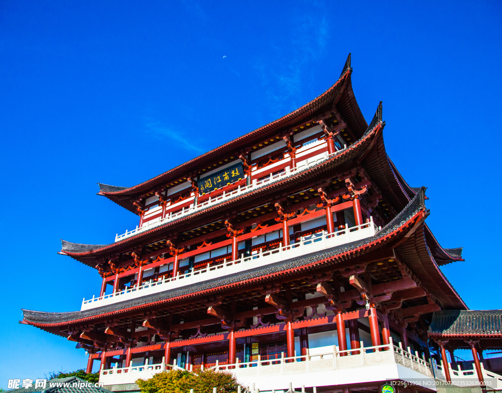 杜甫江阁