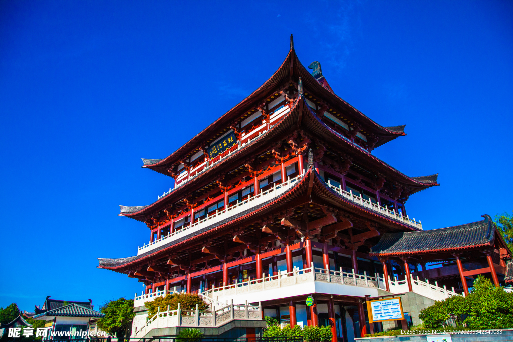 杜甫江阁