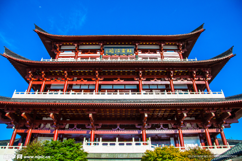 杜甫江阁