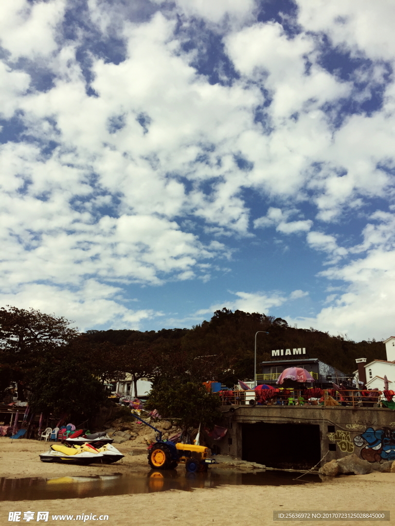 海边小店