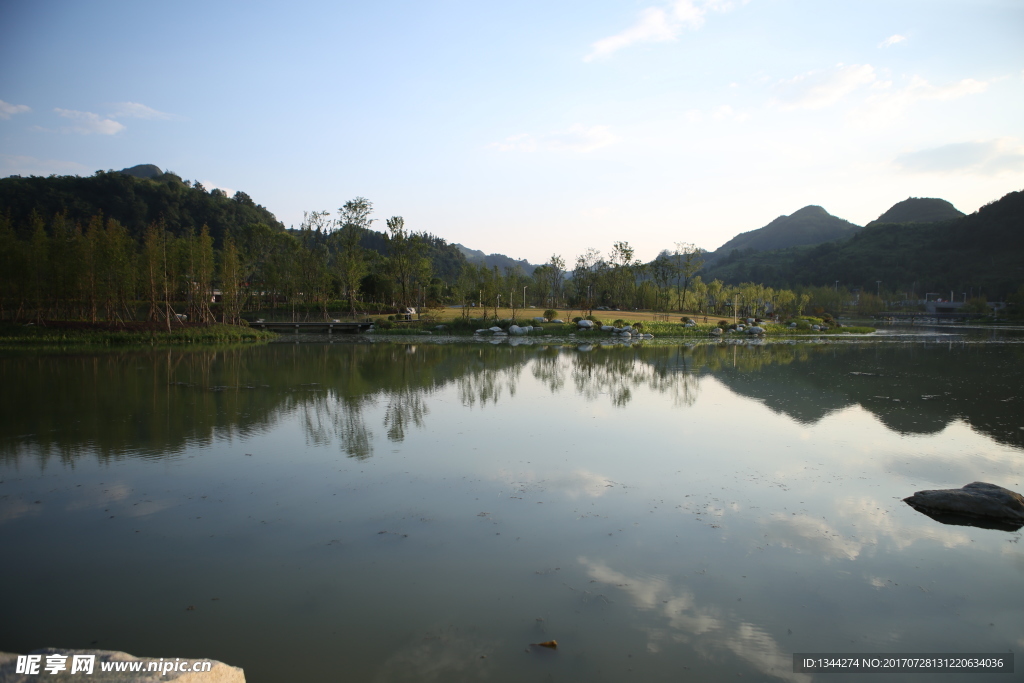 遵义高坪鸣庄湿地公园