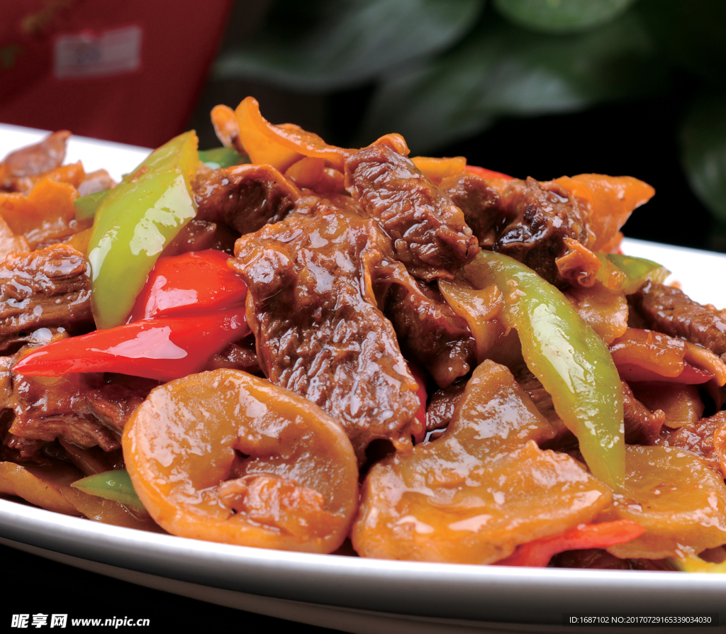 土豆干烧肉